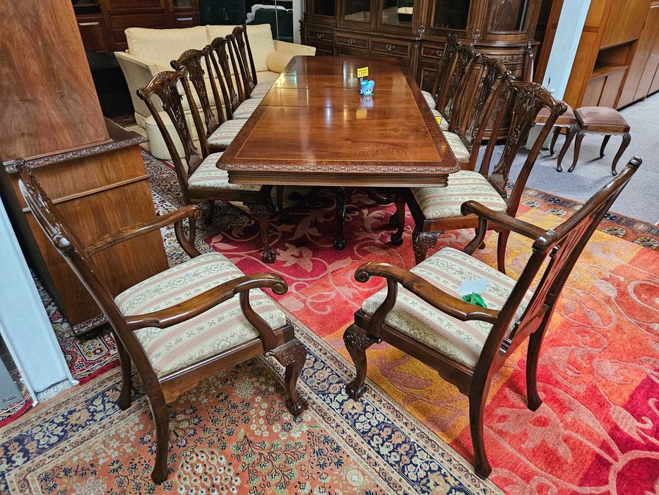 Imponentes cadeiras antigas, sem braços, estilo D. João V - ópt