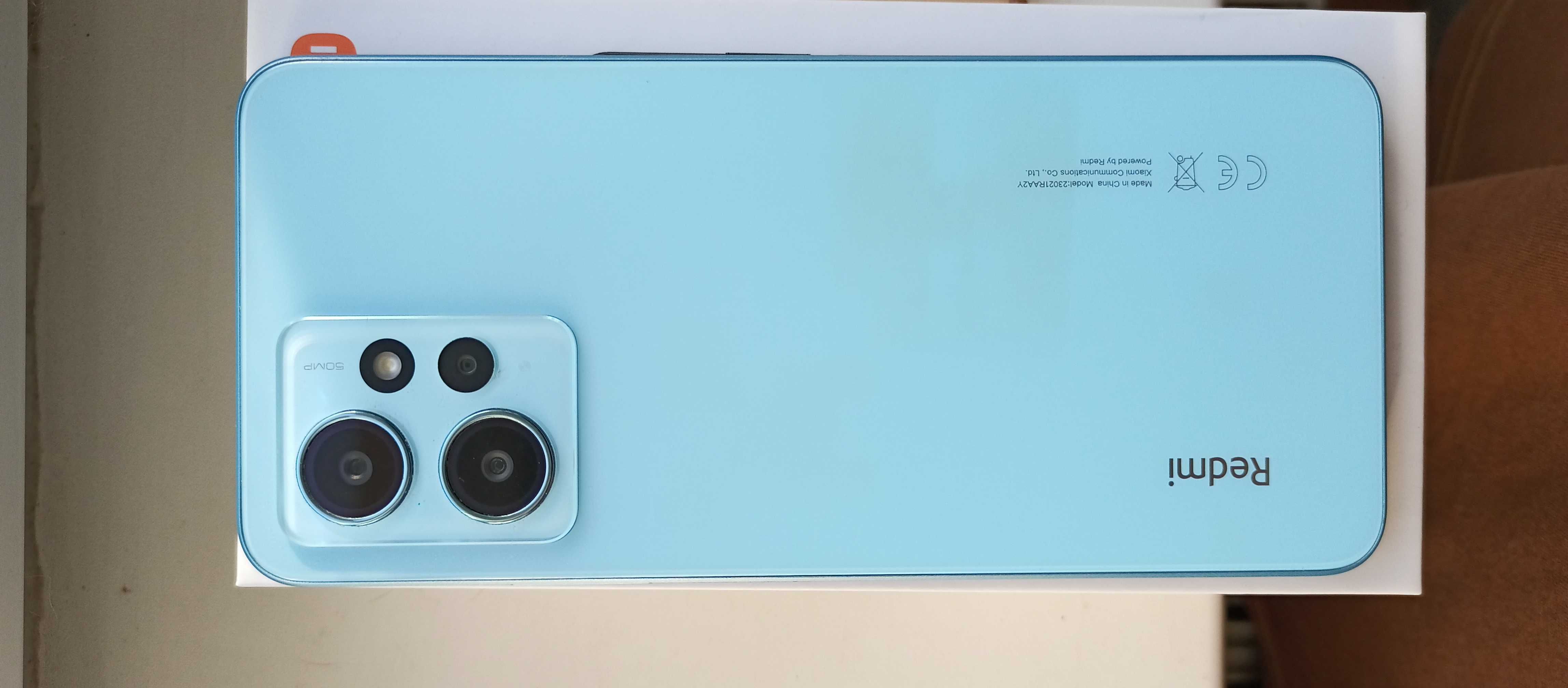 Продам смартфон Xiaomi Redmi Note 12 4/128GB
