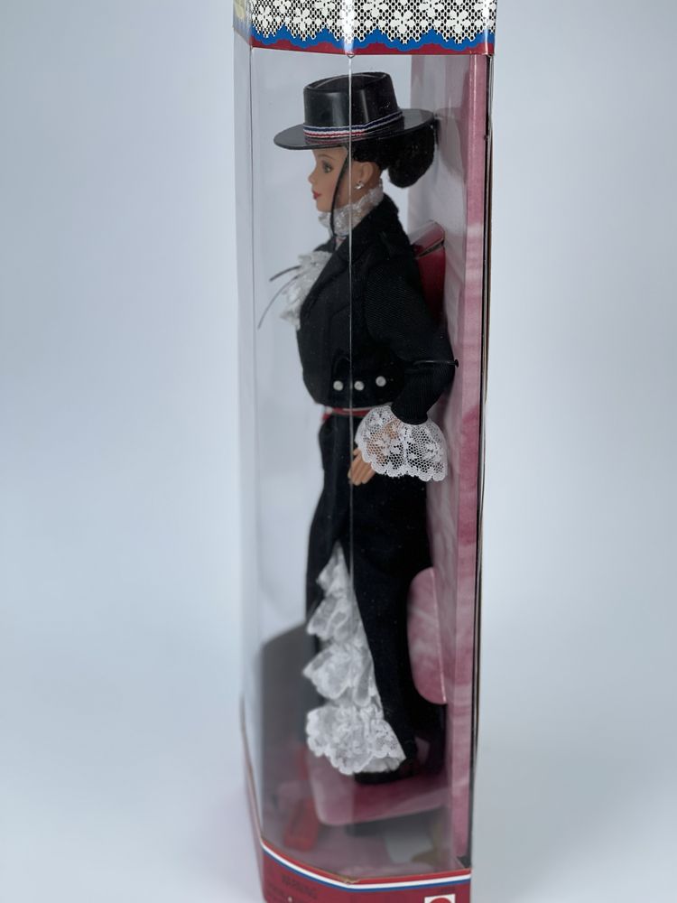 Chilean Barbie Dolls Of The World Collectors Edition 1997