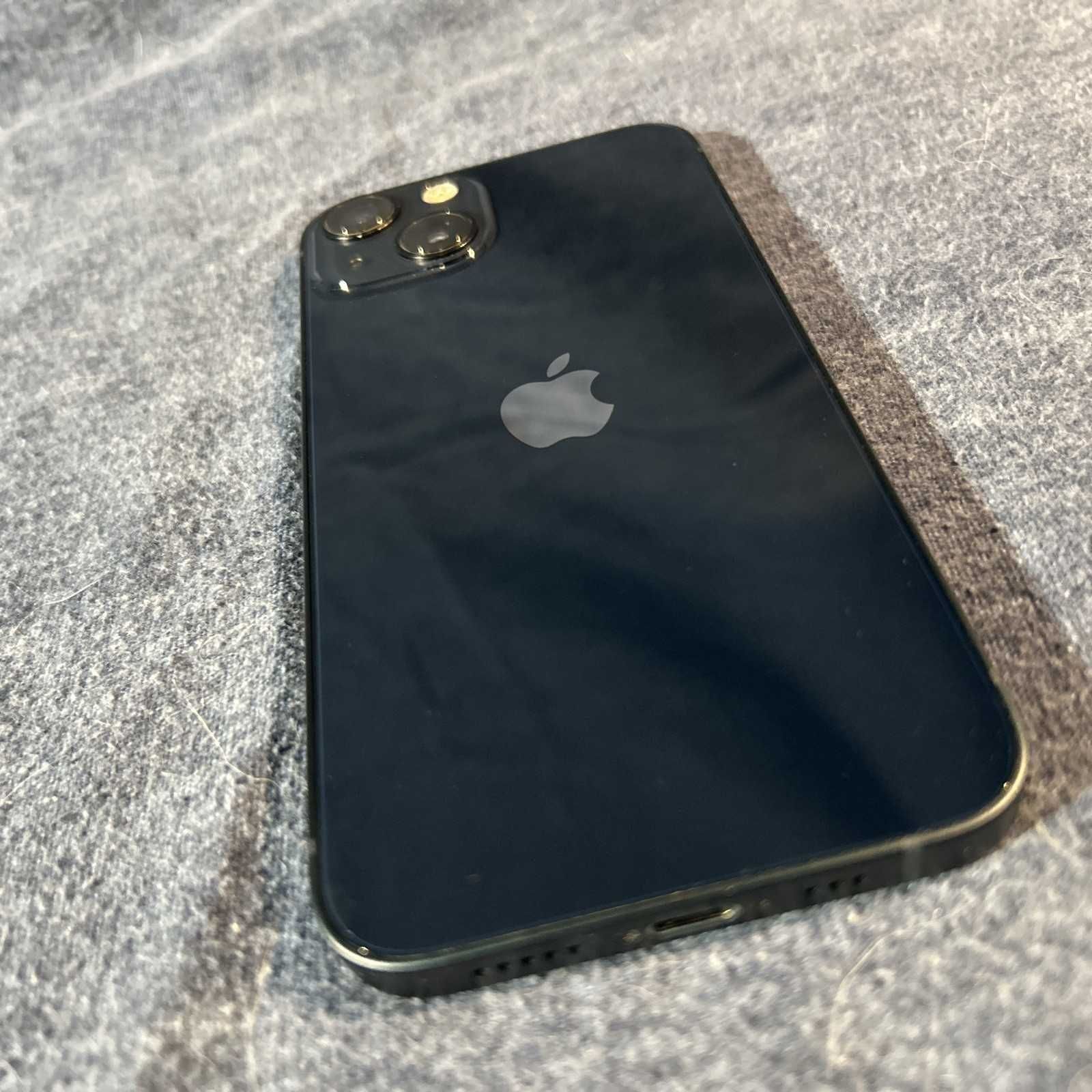 IPhone 13 256GB + etui. 94% bateria
