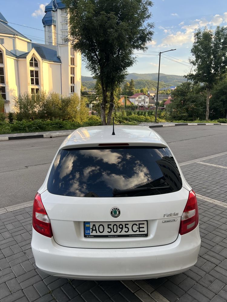 Skoda Fabia 2011 рік