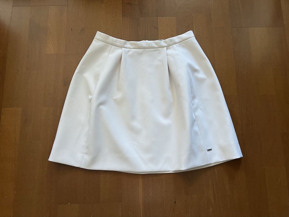 Beżowa nowa spódnica Solar przed kolano 38