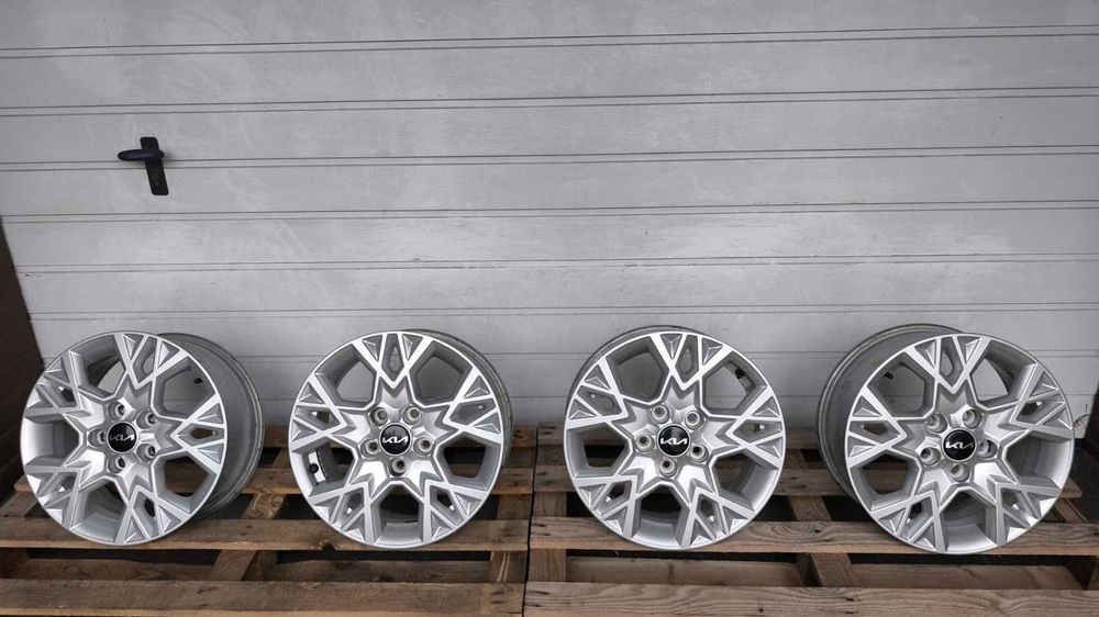 Felgi aluminiowe Kia Ceed Pro Ceed Hyundai 16" 5x114,3 Et50 (OL713F)
