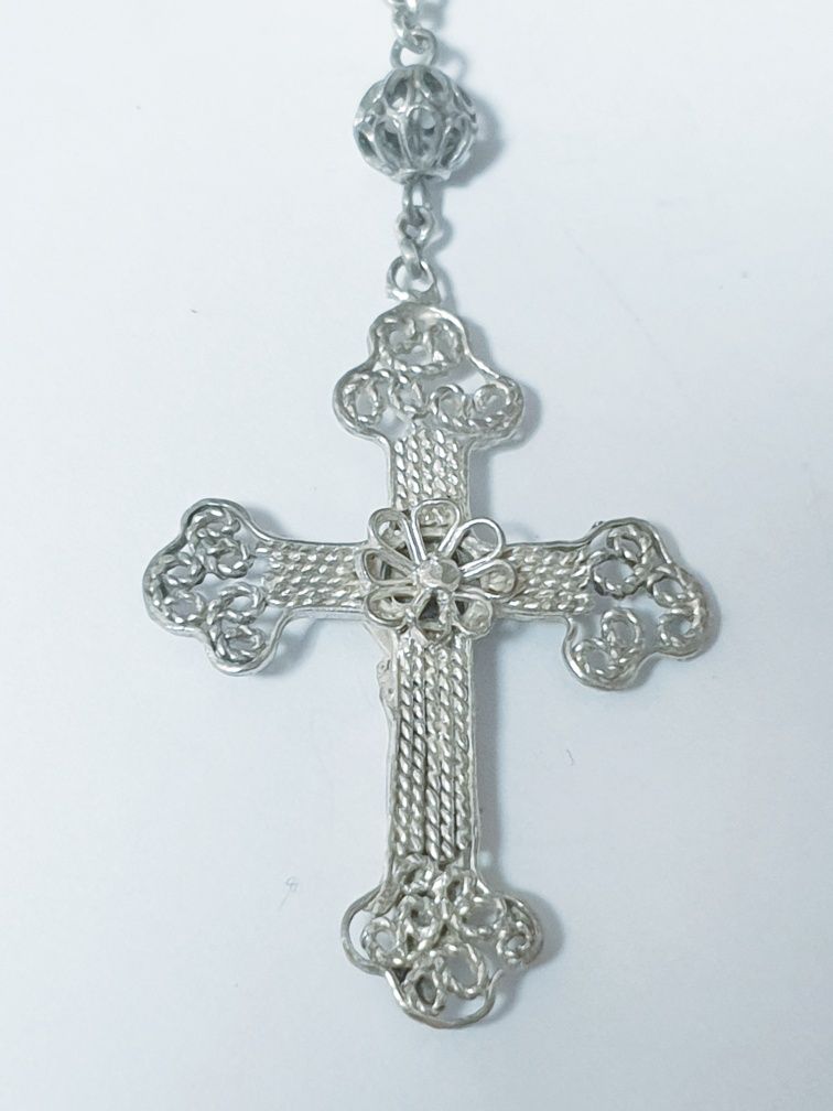 Lindissimo antigo terço com metal filigrano prateado