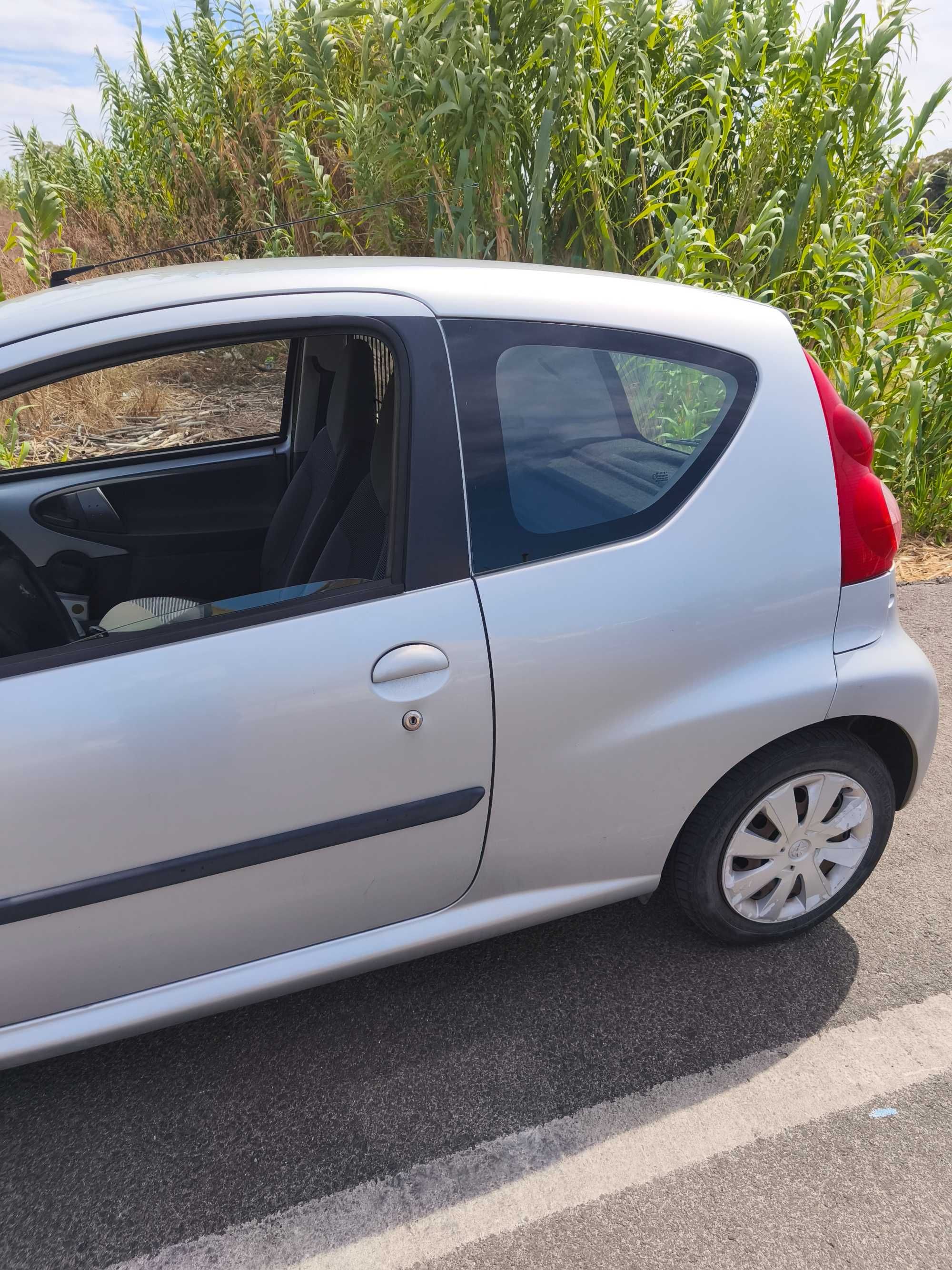 Peugeot 107 HDI van