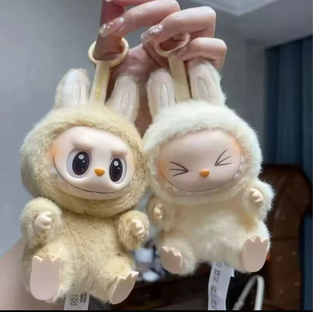 Labubu pop mart original