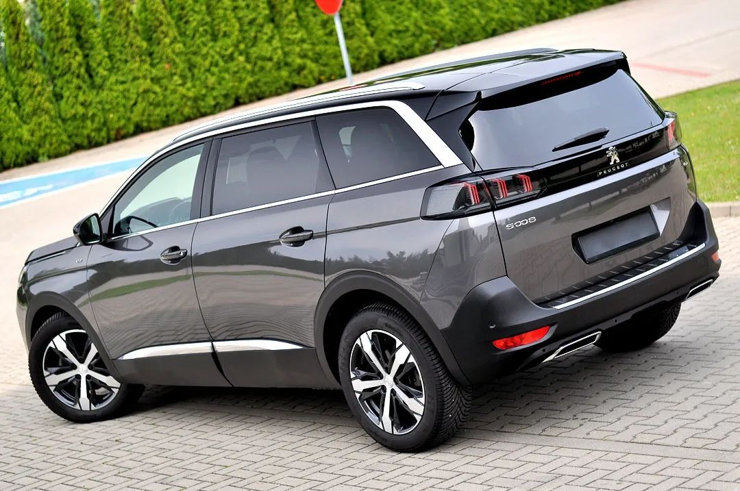 Peugeot 5008 Idealny_GT_7_Osób_Ambiente_Alkantara_Skóra_Kamera_Niski_Przebieg