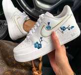 Sapatilhas Nike novas