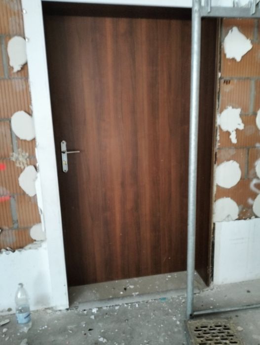 Drzwi porta 110x204 + szeroka regulowana ościeżnica