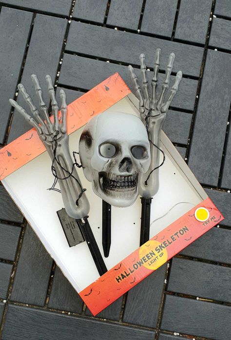 Czaszka i ręce, Szkielet, Kościotrup LED Halloween.
