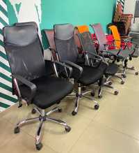РОЗПРОДАЖ офісної меблі стільці крісла для роботи та навчання