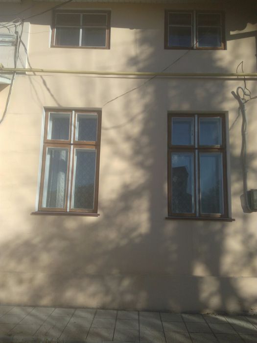 Продам квартиру в центрі міста Скала-Подільська