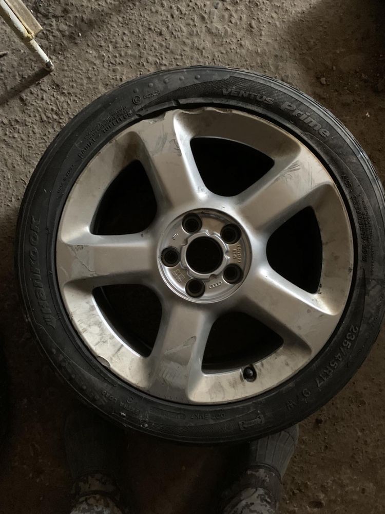 Продам запаску 5.112 R17