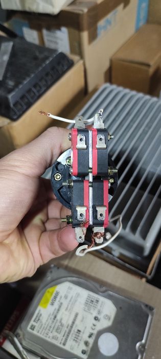 Промисловий джойстик HOKAN Electric HKA1-41QZ