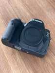 Canon 5d mkIV + Grip - używany w dobrym stanie