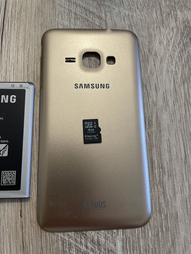 Samsung galaxy J120 H + 4 гб Флешка
