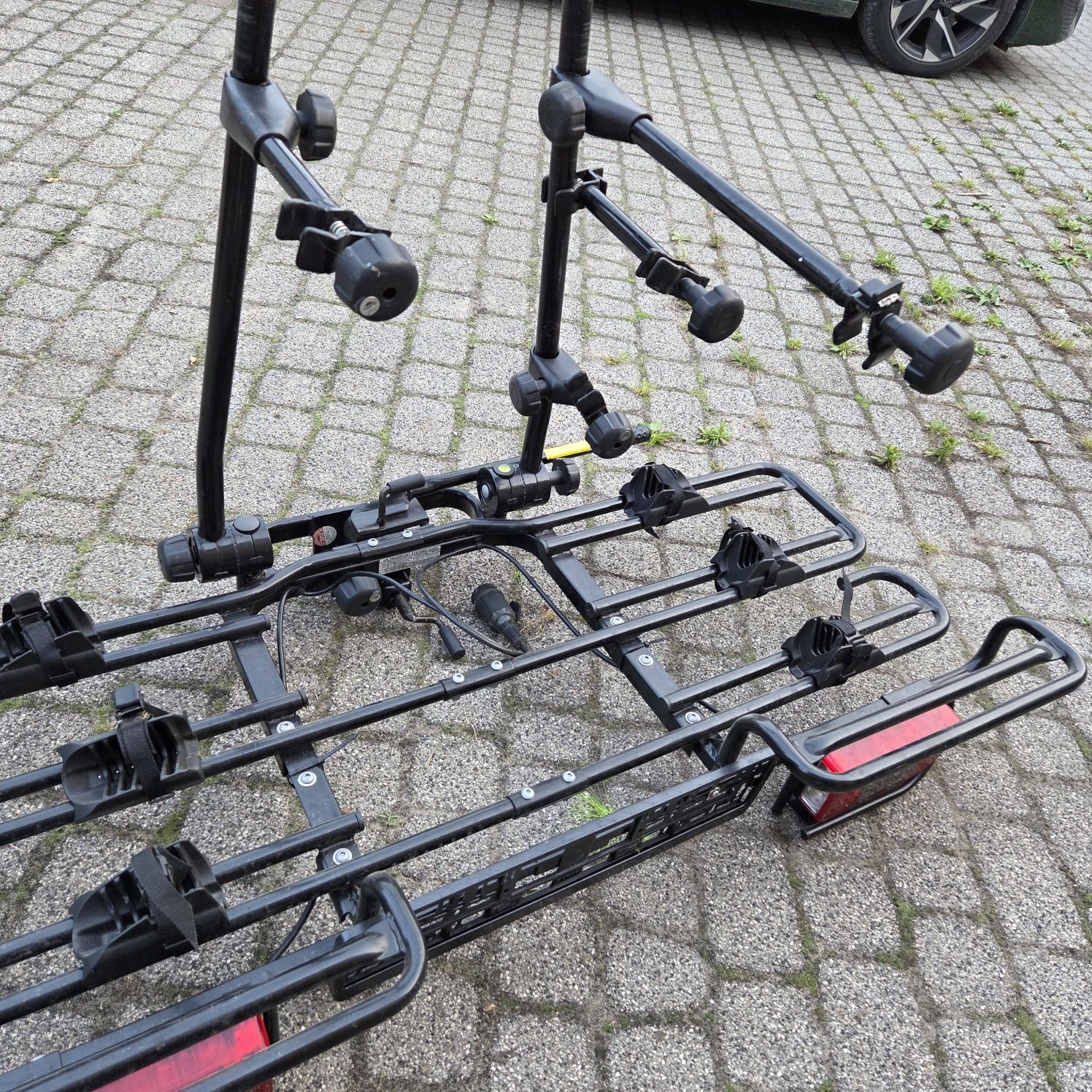 Bagażnik rowerowy MFT Multi-Cargo 2 Family – 4 rowery – na hak uchylny