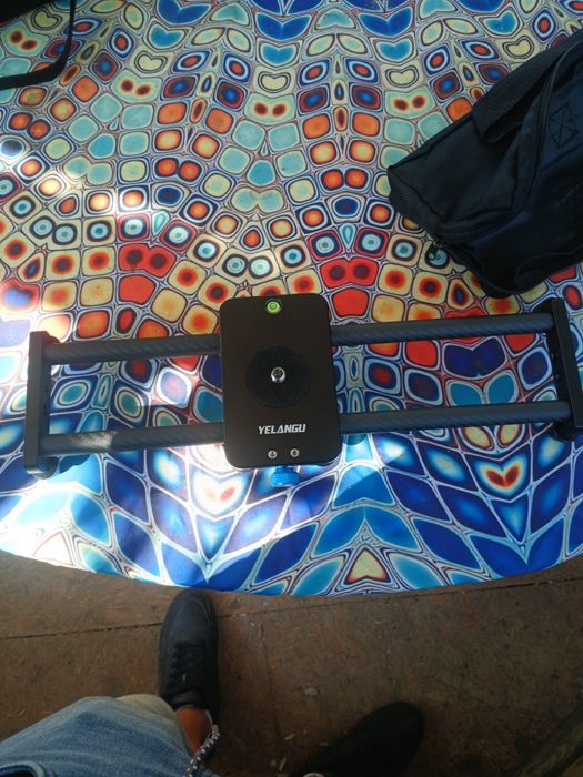 Stabilizator kamery i aparatu