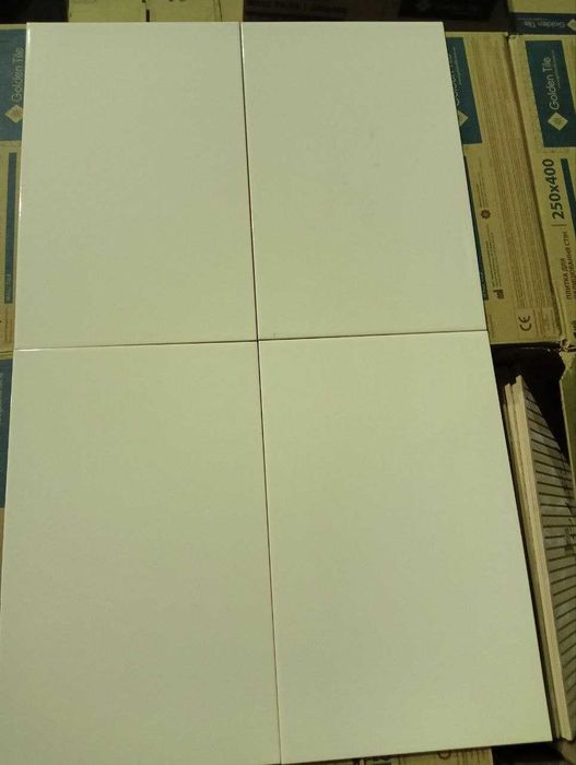 Глянцевая Белая Плитка Настенная 1 Сорт 25х40 см