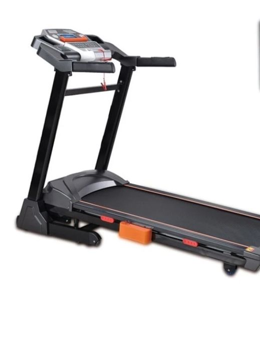 Продам беговую дорожку EnergyFIT 5530ВС ) в отличном  состоянии