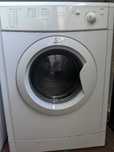 Máquina de Secar Roupa INDESIT