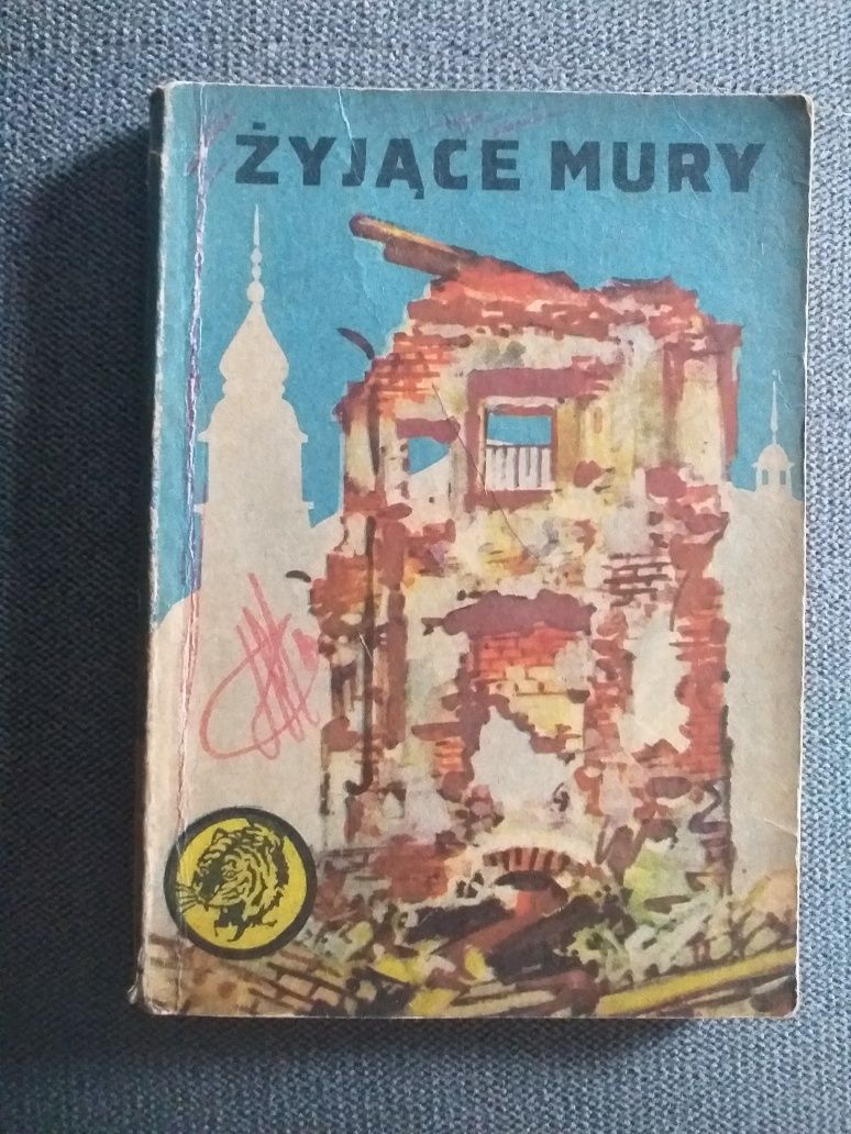 "Żyjące mury" Zarzycki, Zaniewski