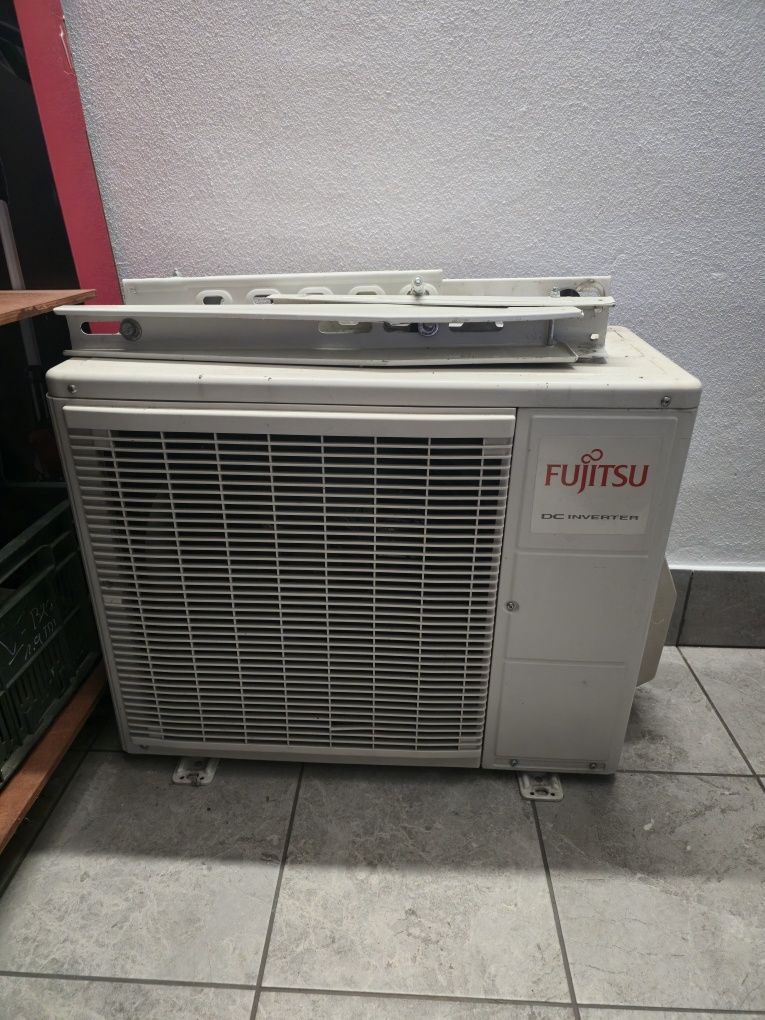 Klimatyzacja klimatyzator Fujitsu cały zestaw