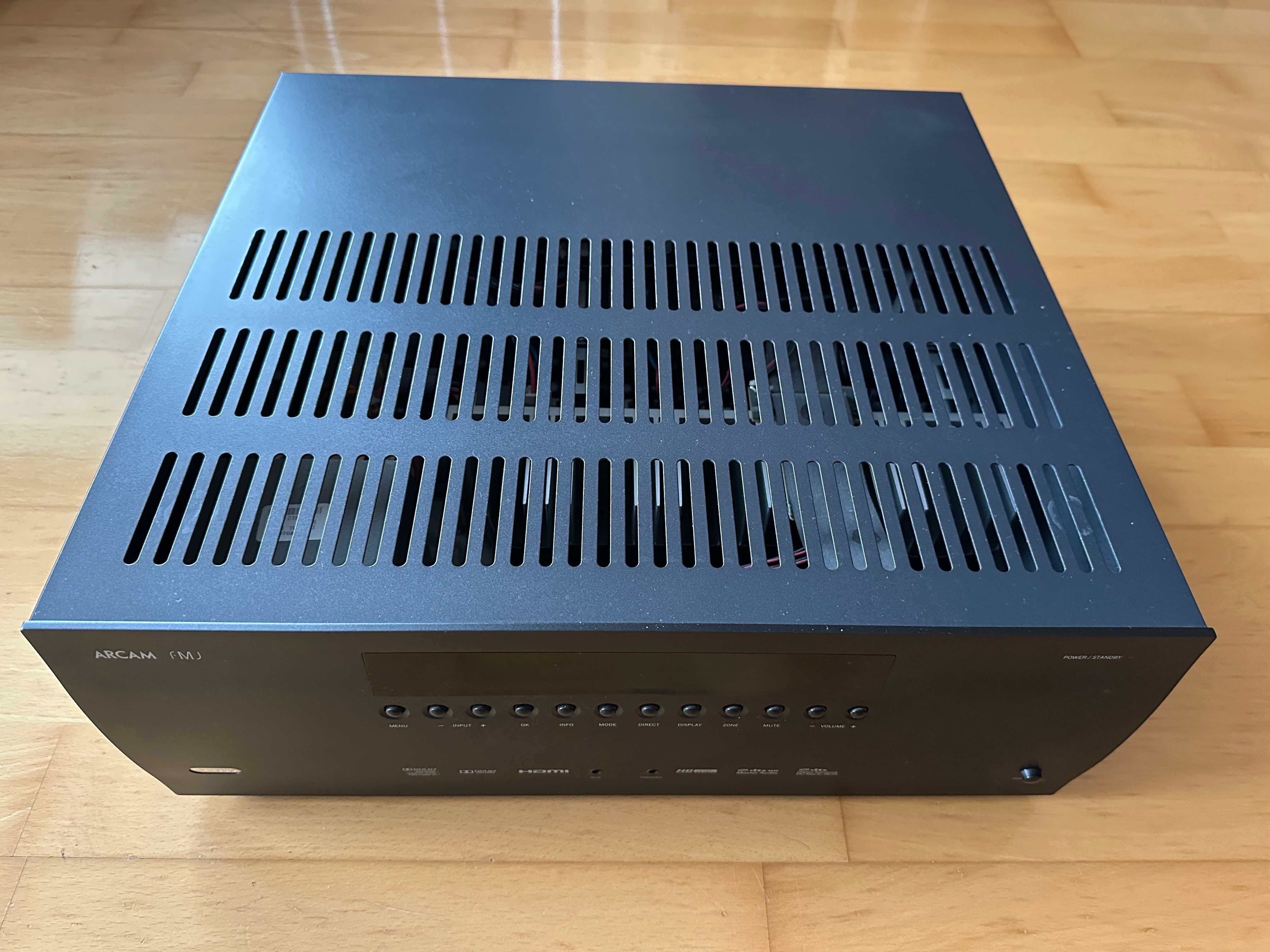 Amplituner ARCAM AVR 380