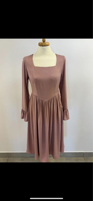 Nowa sukienka Aeterie