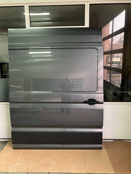 Drzwi GRAFIT SZARE kpl przednie prawe Vw 7c0 Crafter II Man Tge od 17r