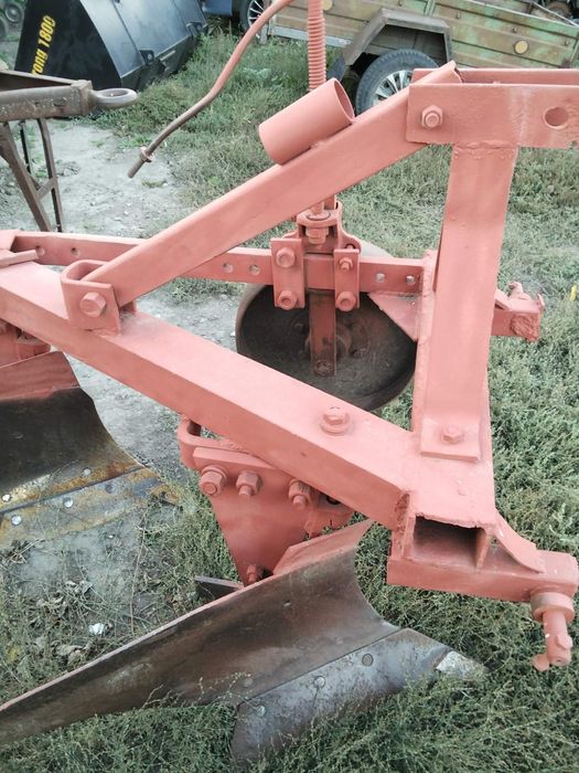 Продам плуг в гарному