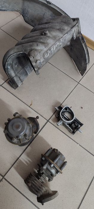 Audi 200/100  кнопки вест гейт впуск шланги, отбойники, подкрылки...