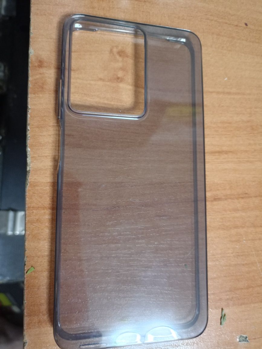 Продаю оригінальний чохол до realma C55