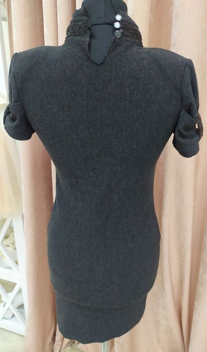 Кофточка-туніка темно-сірого кольору