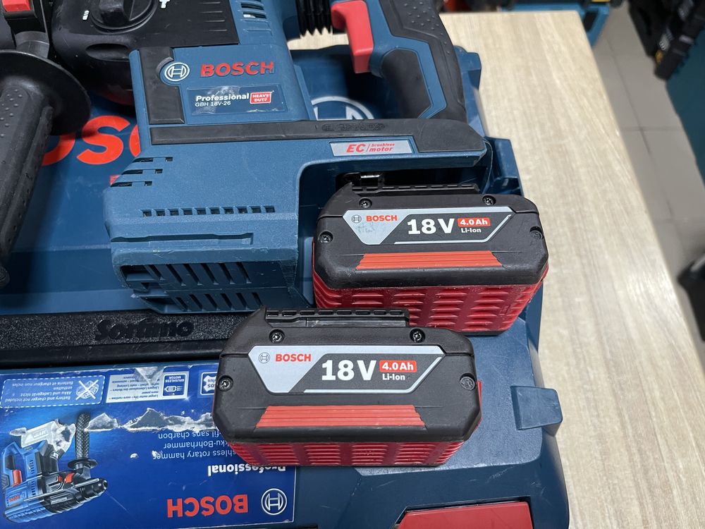 Bosch GBH 18V-26 L-Boxx / безщітковий перфоратор Бош 18V