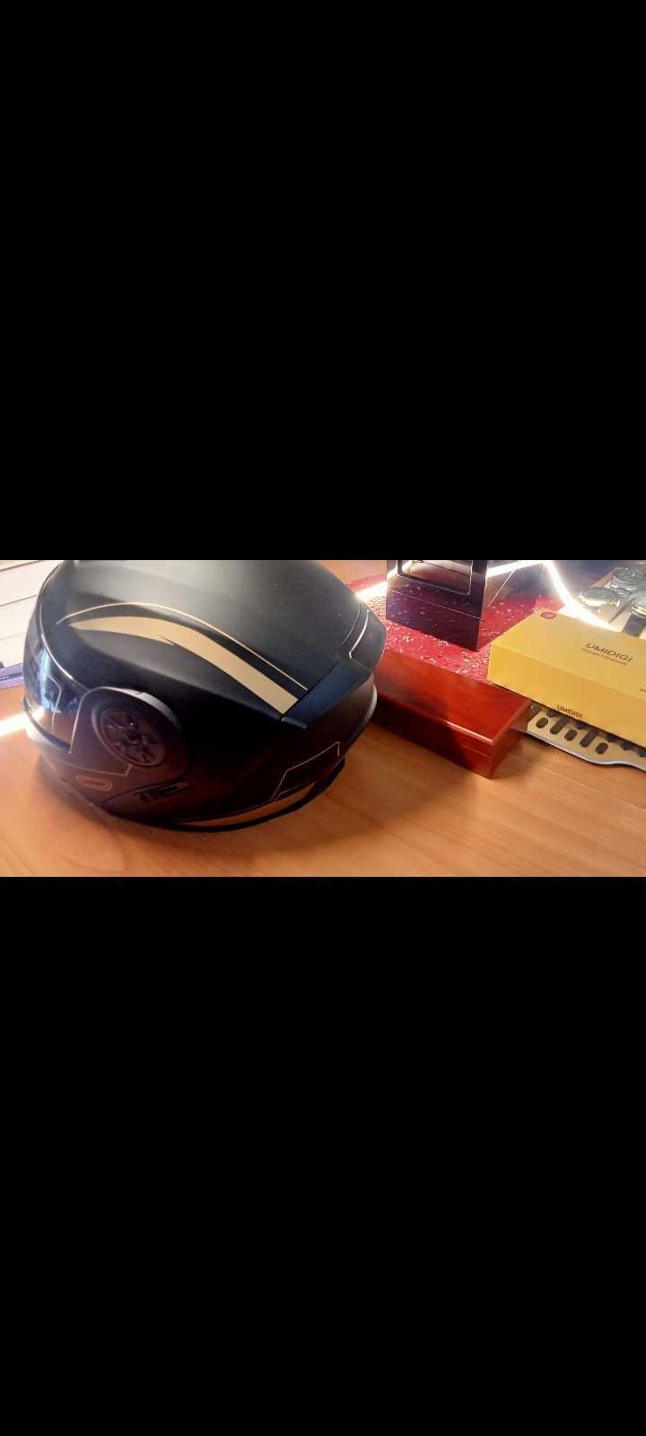 Bicicleta Capacetes. Variedade 125€