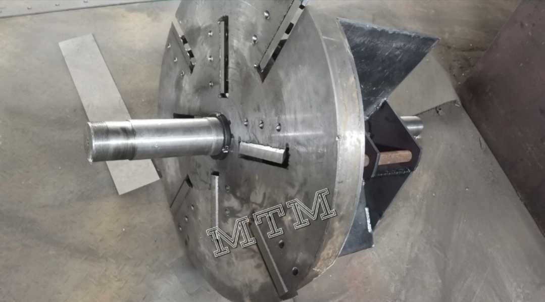 Kruszarka  NA WOM do drewna pod Pelet, młyn do trocin, zrębek 22-50kw