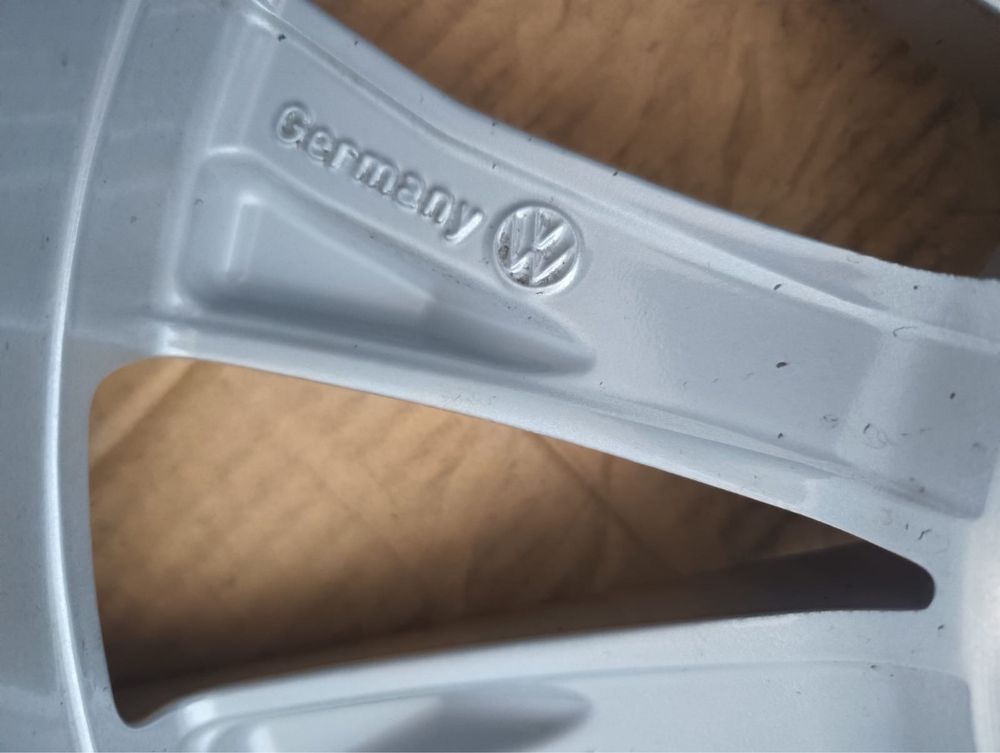Felgi aluminiowe VW OE 5NA 7jx17” 5x112 czujniki Tiguan