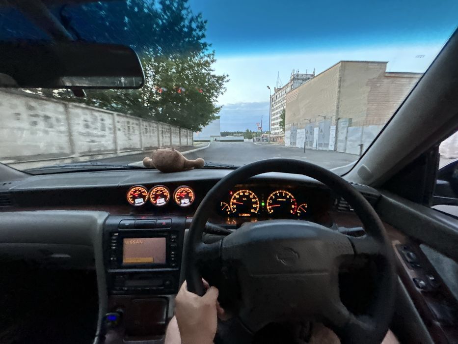 Nissan laurel с35