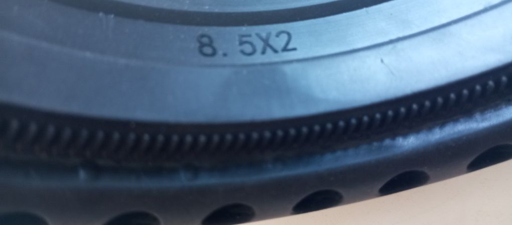 литая лита покрышка самоката шина 8.5 81/2х2 xiaomi M365 XuanCheng