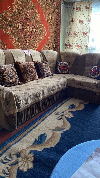 Мʼякий куток диван