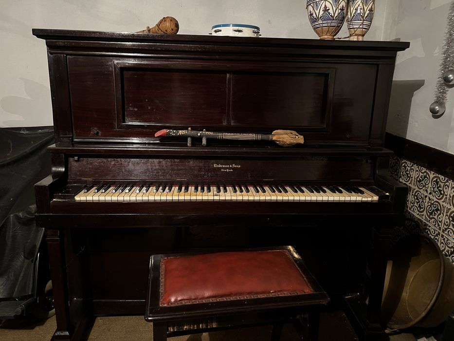 Piano Lindsman e Sons