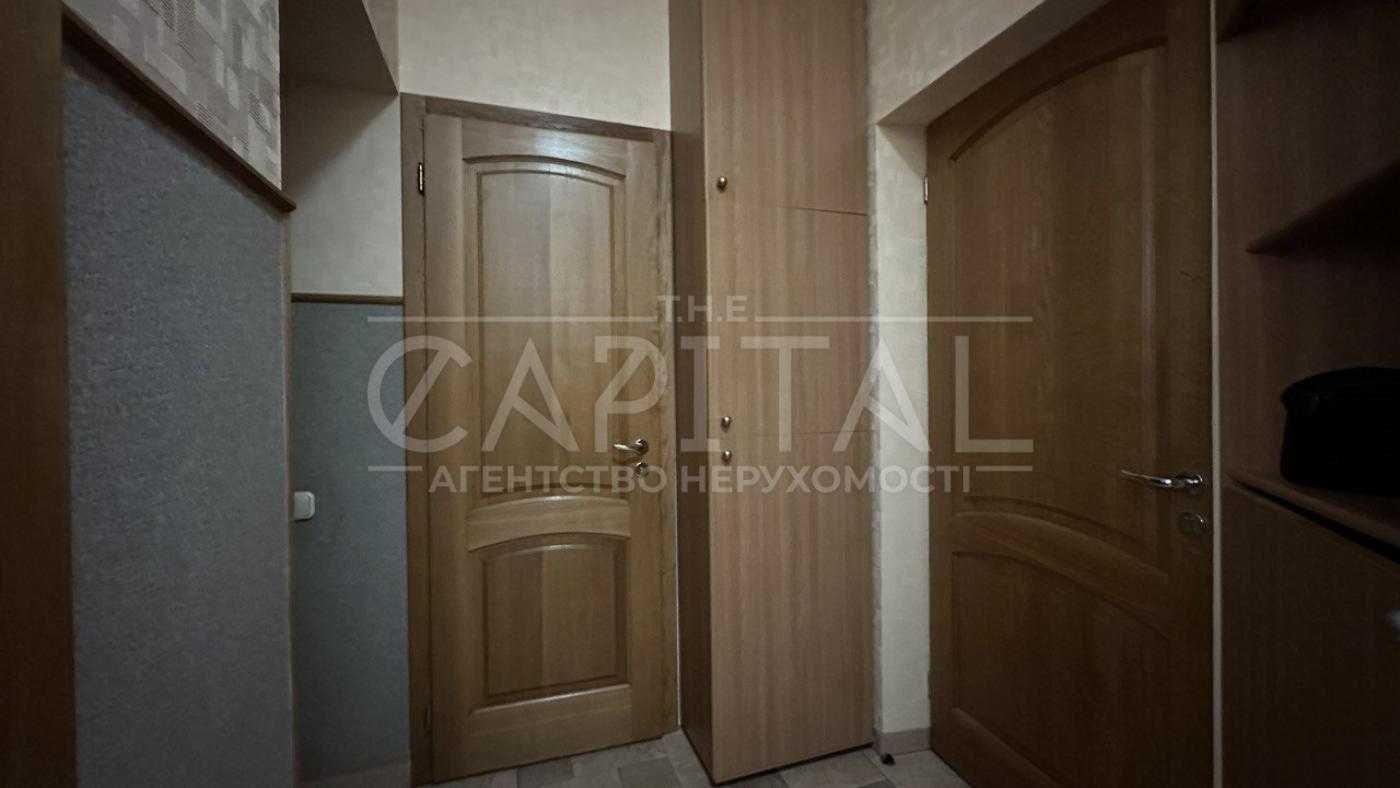 Продаж 2к квартири 53м2, вул. Джона Маккейна, Печерський район