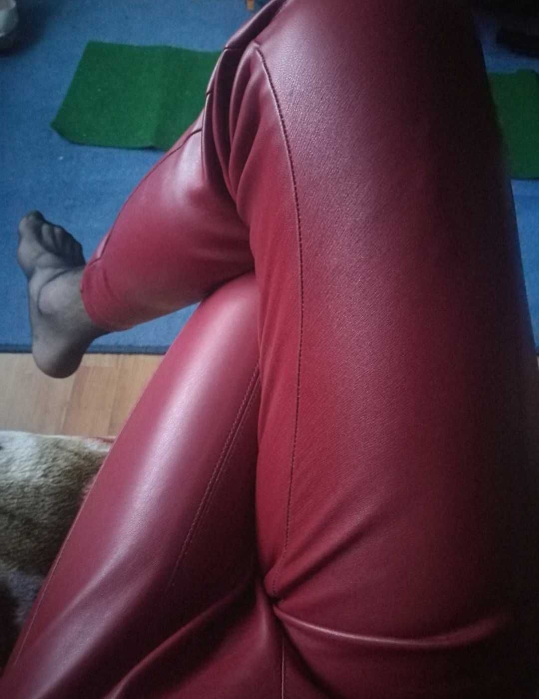 Legginsy skórkowe skóra skórzane burgundowe sexi sexy obcisłe