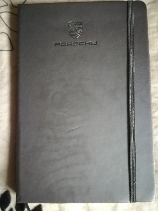 Caderno PORSCHE com capa em cabedal NOVO