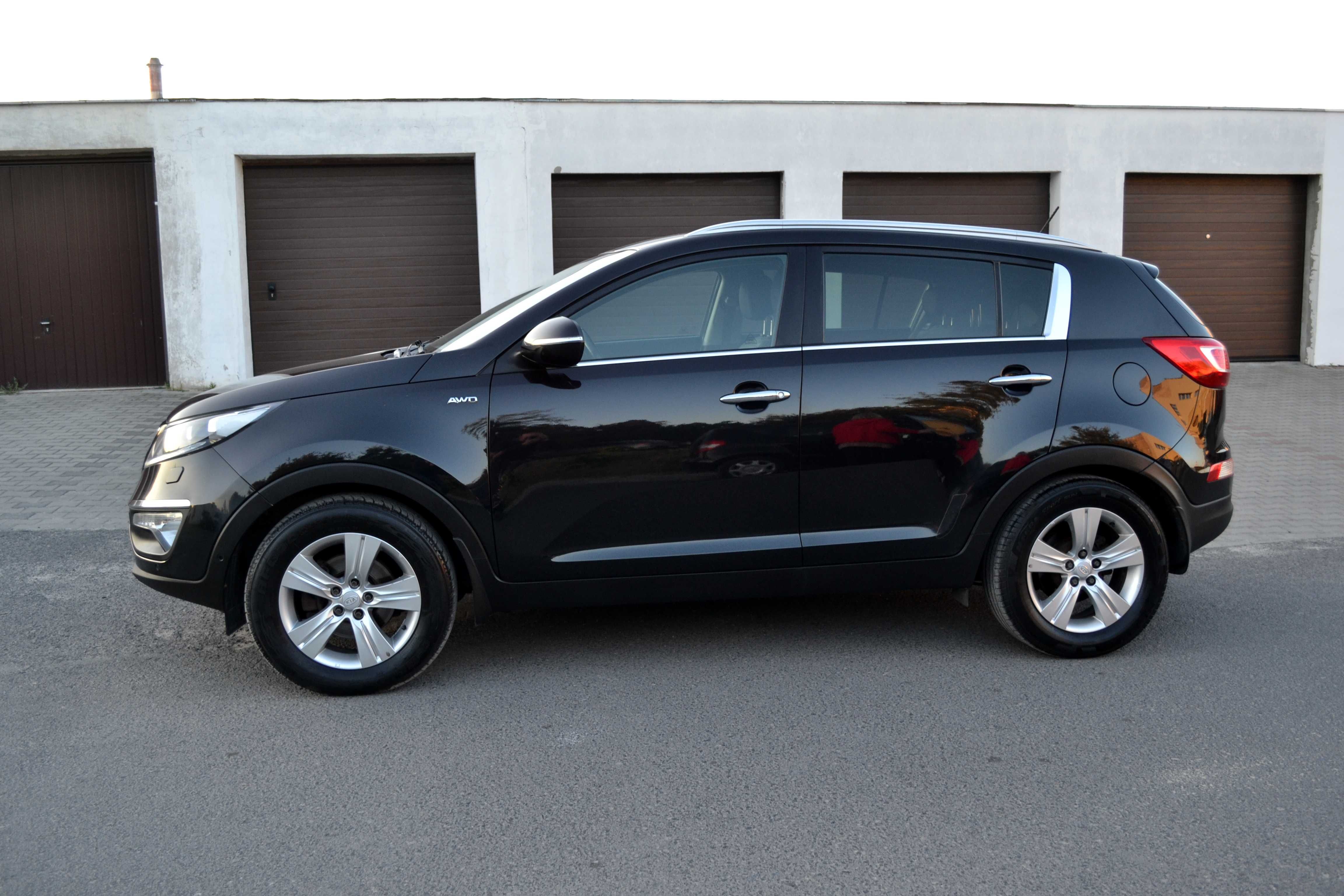 KIA Sportage 2,0 CRDi AUTOMAT 4x4 2xkoła kamera ksenon ZAREJESTROWANY