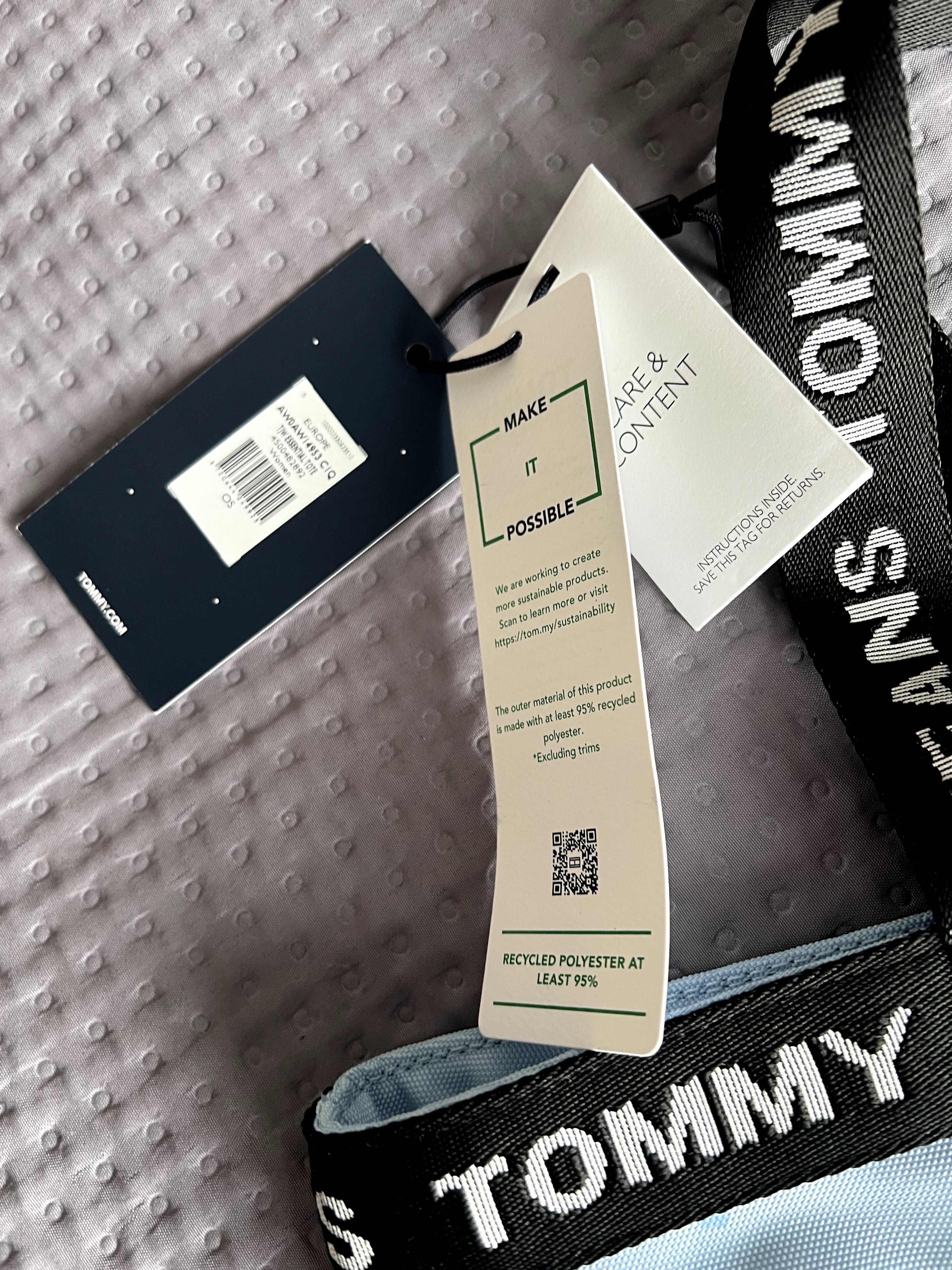 Torebka Tommy Jeans, błękitna