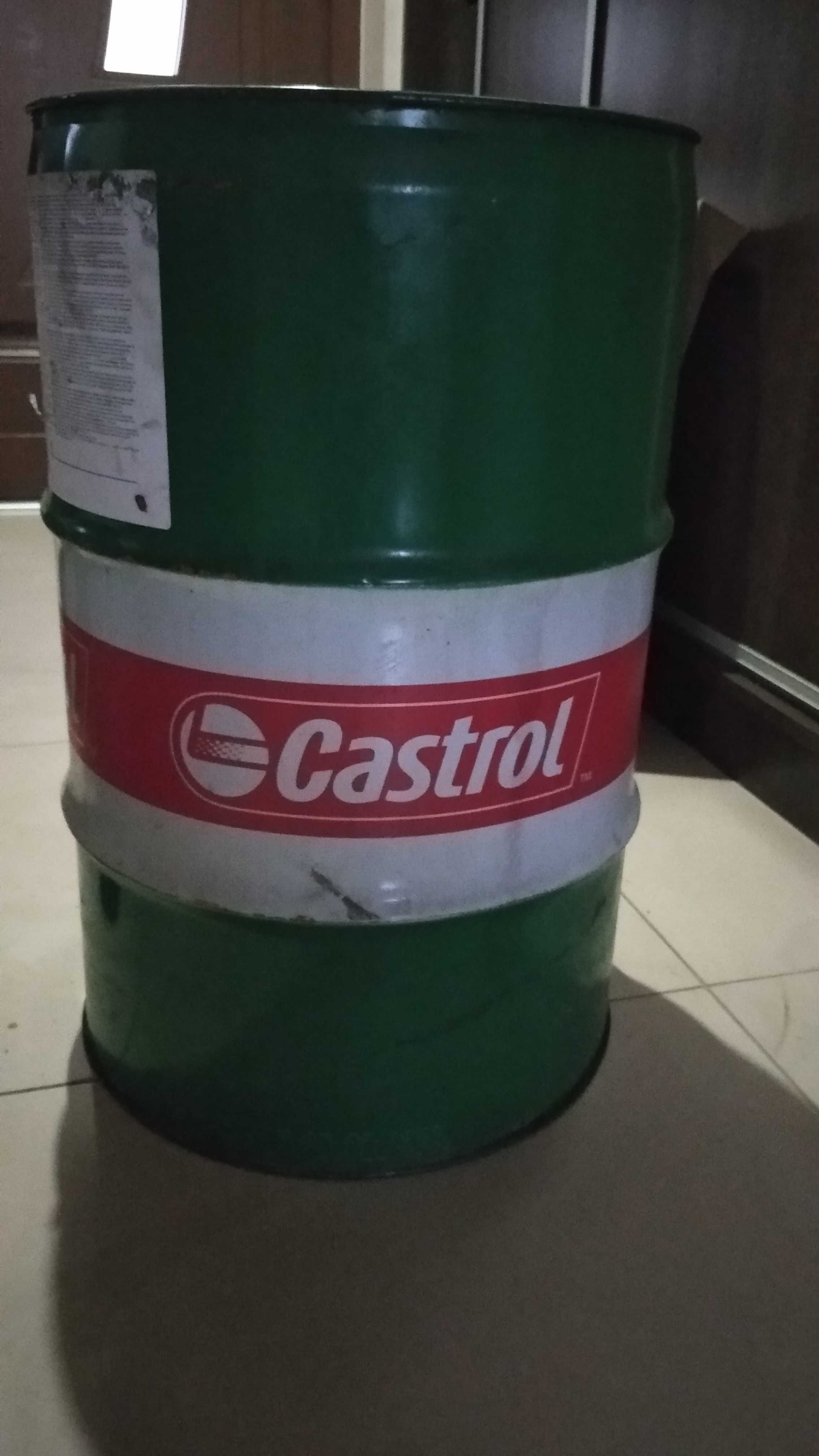 Beczka 60 litrów po oleju Castrol