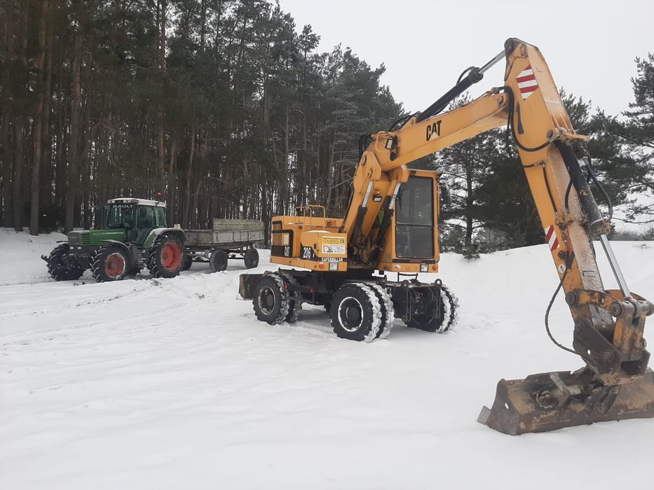 Koparka kołowa CAT 206