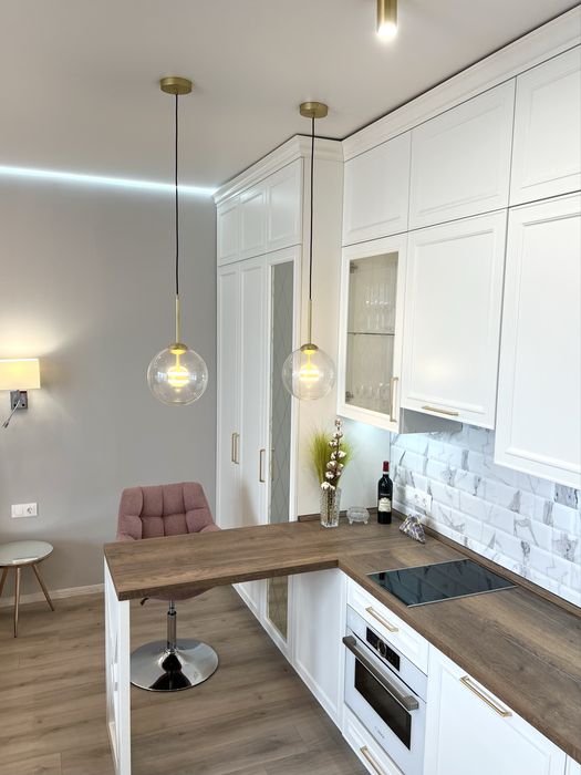 без % генератор є, Печерськ , Коновальця 44 а, Печерськ, центр,